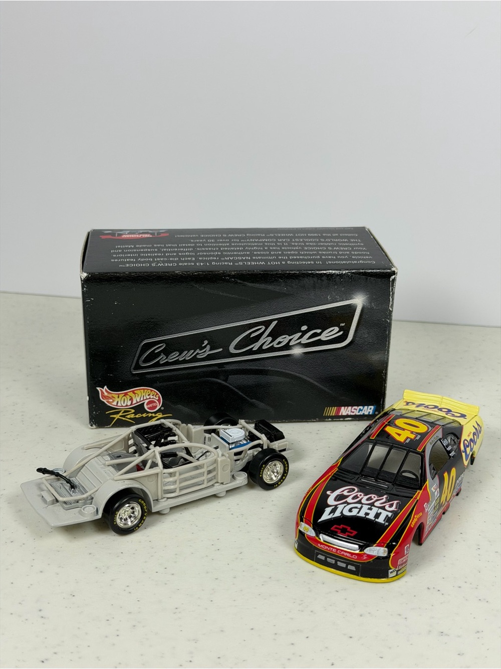 Hot Wheels Crew’s Choice #40 Coors Light Chevy Monte Carlo Nascar BNIB